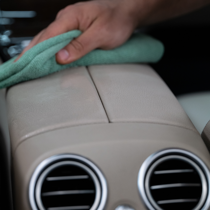 COMPLETE CAR CARE BUNDLE: INTERIOR 1 CLEANER, EXTERIOR DETAILER, & LEATHER CONDITIONER - FREE AIR FRESHENER - Turtle Wax PK
