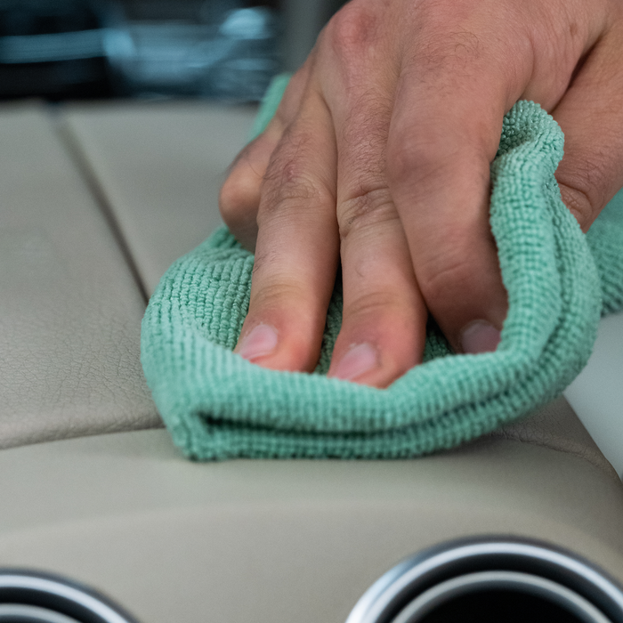COMPLETE CAR CARE BUNDLE: INTERIOR 1 CLEANER, EXTERIOR DETAILER, & LEATHER CONDITIONER - FREE AIR FRESHENER - Turtle Wax PK